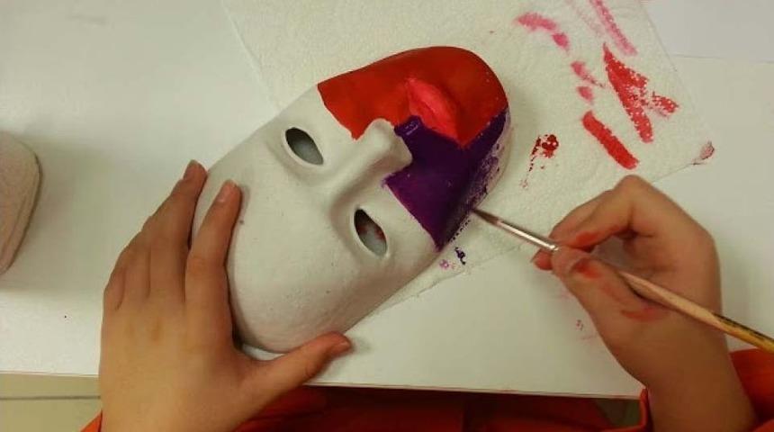 Minikler G&uuml;len Y&uuml;z Maskeleri Tasarlayacak