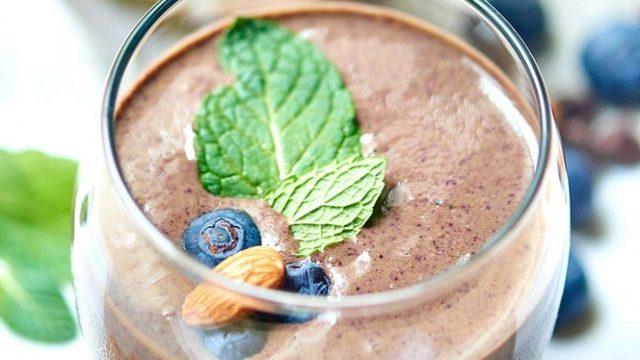 Orman Meyveli Çikolatalı Smoothie