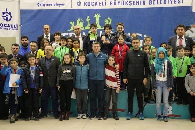 Satran&ccedil; Ligi&rsquo;nde D&ouml;rd&uuml;nc&uuml; Etap Karşılaşmaları Tamamlandı 1