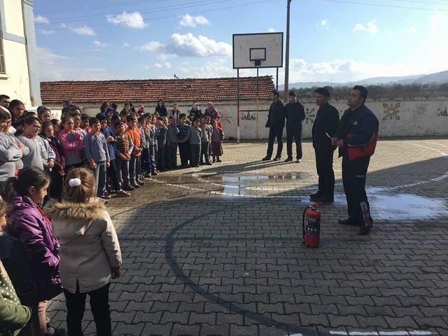 Ahmetlili Öğrencilerden Yangın Tatbikatı