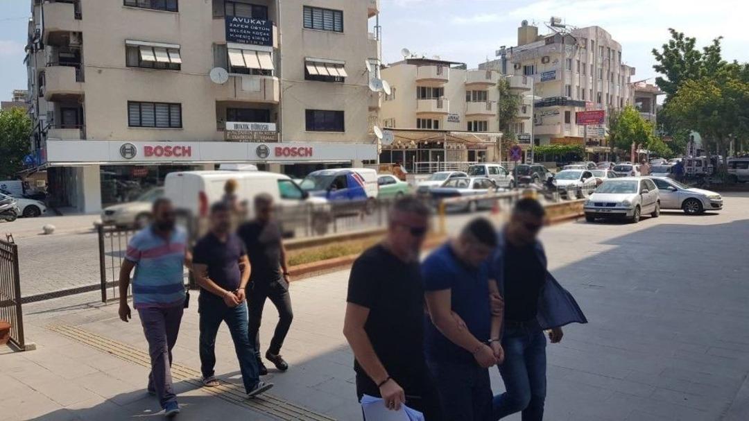 40 Yıl 5 Ay Hapis Cezası Bulunan İki Kardeş Saunadaki Gizli B&ouml;lmede Yakalandı