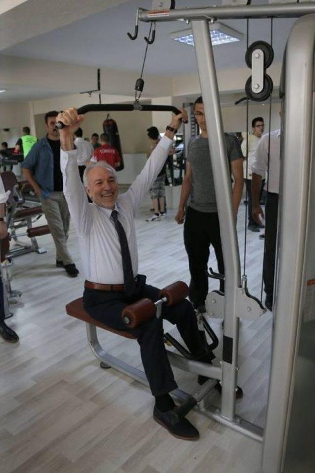 Atakent’e Fitness Salonu