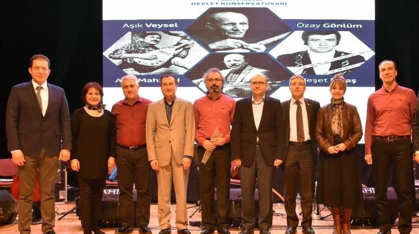 Ustalar Türküleriyle Anıldı