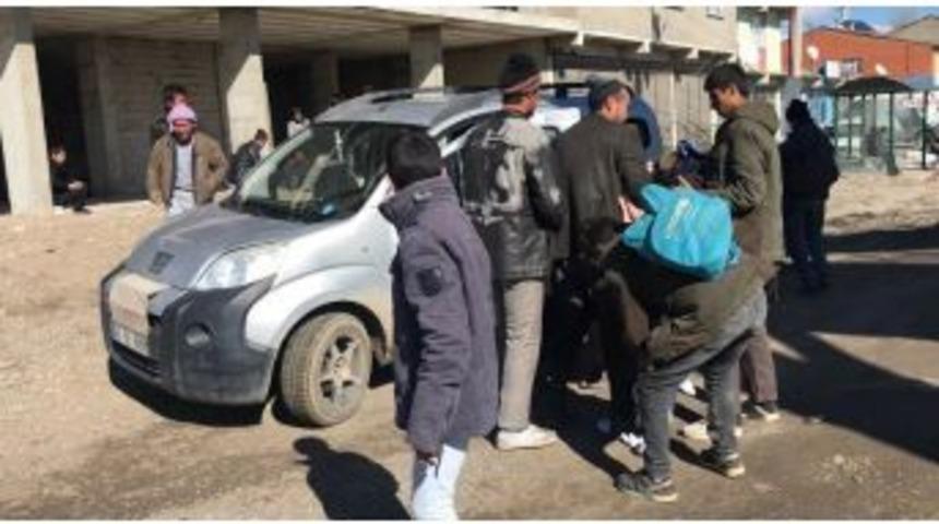 Erzurum&rsquo;da 121 Ka&ccedil;ak G&ouml;&ccedil;men Yakalandı