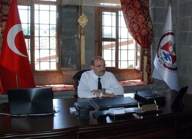 Bitlis Valisi Ustaoğlu: 