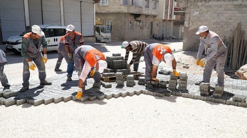 Şehitkamil&rsquo;den Humanız Mahallesine Kilit Taşı