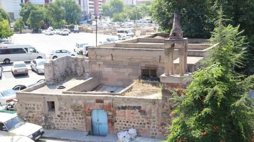 Bozatlıpaşa Narlı Mescidi Melikgazi Korumasında