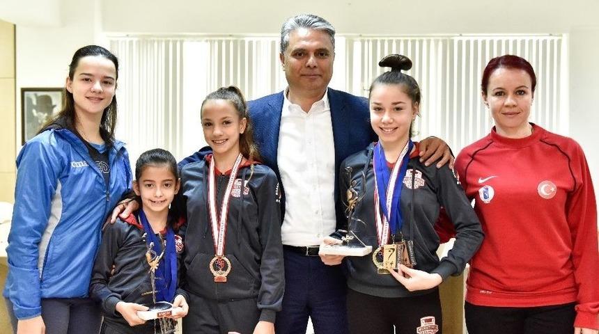 Muratpaşa&rsquo;nın Gururu Oldular