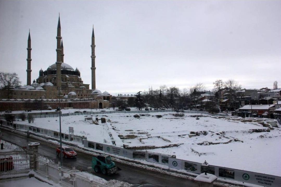 (&ouml;zel Haber) Edirne&rsquo;de İki G&uuml;nl&uuml;k Kar Bilan&ccedil;osu A&ccedil;ıklandı