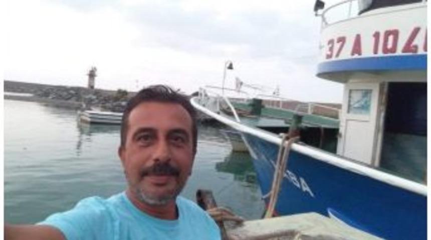 Kastamonu&rsquo;da Denizden Erkek Cesedi &Ccedil;ıkarıldı