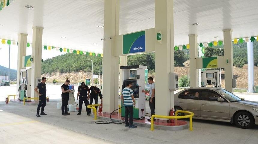 İtfaiye M&uuml;d&uuml;rl&uuml;ğ&uuml;&rsquo;nden Benzin İstasyonlarına Denetim