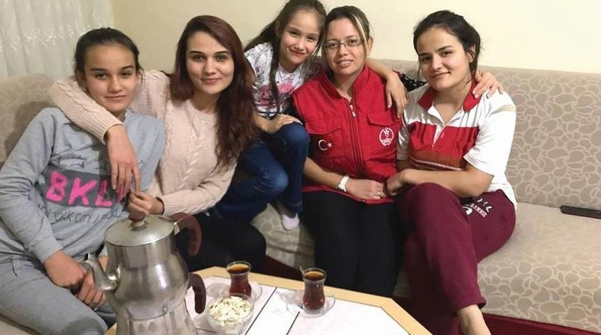 Sungurlu Gen&ccedil;lik Merkezinden &rsquo;&ccedil;aya Geliyoruz&rsquo; Projesi