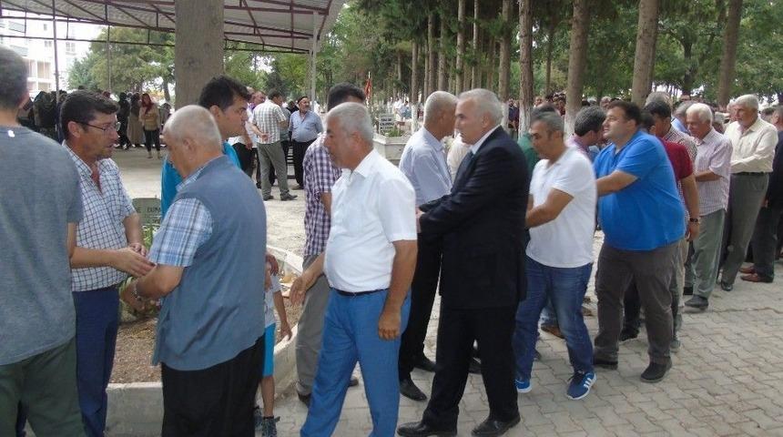 Mhp&rsquo;den Fettohlıoğlu Ailesine Taziye Ziyareti