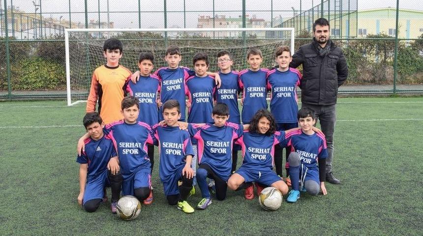 &Ccedil;anakkale Şehitlerini Anma Futbol Turnuvasında Santra Yapıldı