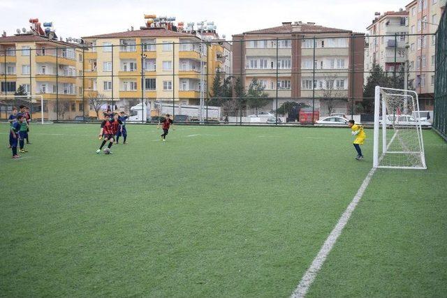 Çanakkale Şehitlerini Anma Futbol Turnuvasında Santra Yapıldı