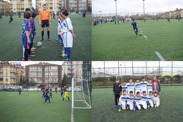 Çanakkale Şehitlerini Anma Futbol Turnuvasında Santra Yapıldı