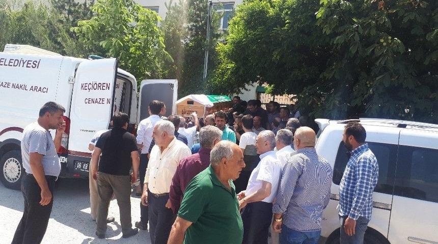 Denizde Boğulan 10 Yaşındaki Zehranur Son Yolculuğuna Uğurlandı