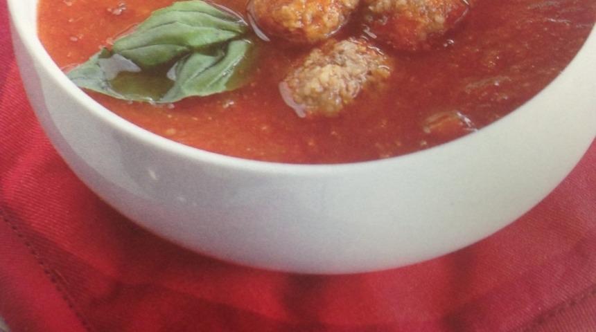 Köfteli Kırmızı Sebze Çorbası