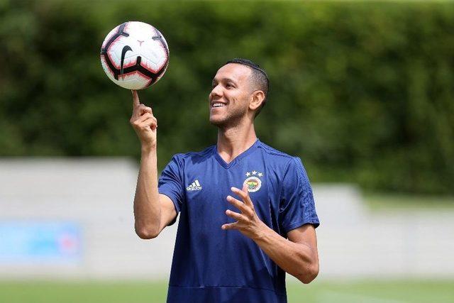 Josef De Souza: 