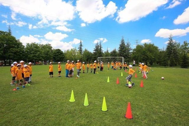 5. Geleneksel Teı Yaz Spor Okulu Tamamlandı