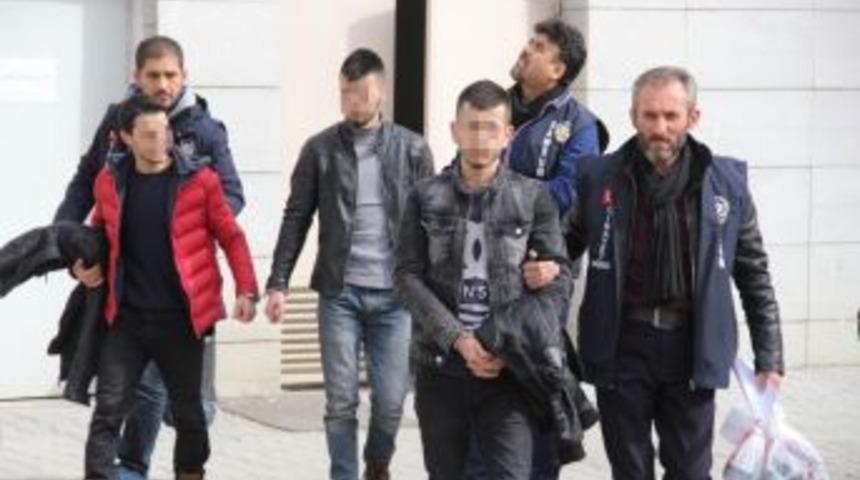 T&uuml;fekle Yaralamaya 3 G&ouml;zaltı