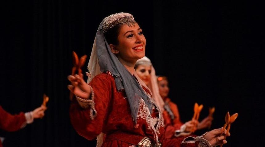 &rsquo;&rsquo;anadolu&rsquo;nun K&ouml;zleri&rsquo;&rsquo; Seyirciyle Buluştu