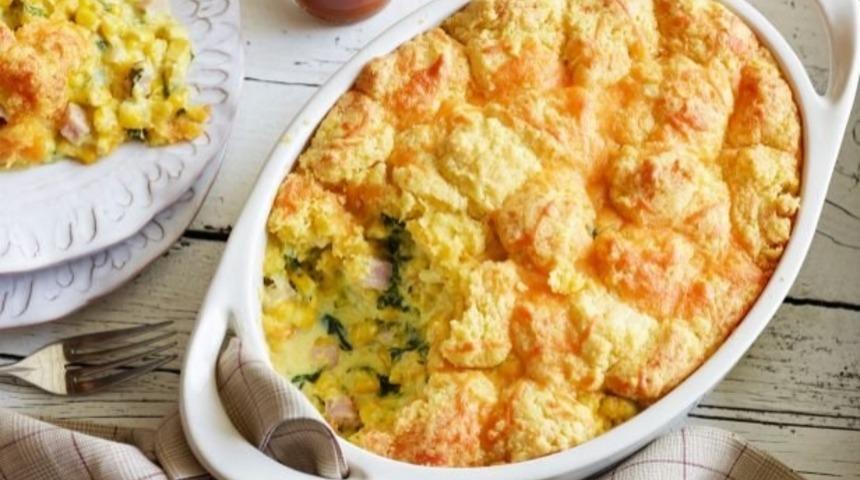 Lahana ve Jambonlu Güveçte Mısır Ekmeği