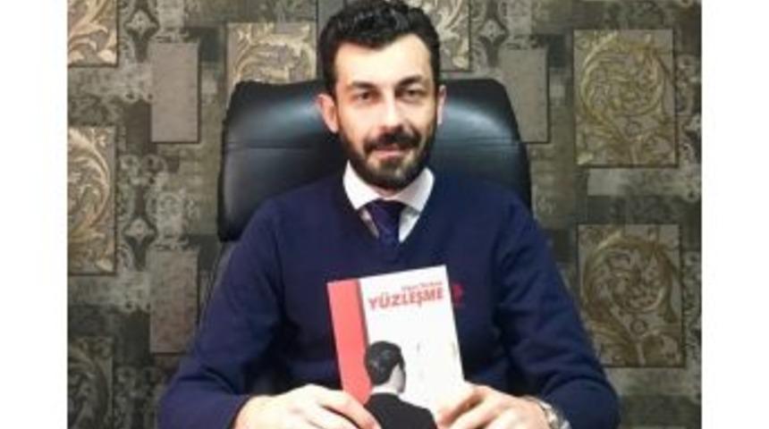 Uğur Tarhan&rsquo;ın &rsquo;y&uuml;zleşme&rsquo; Kitabı &Ccedil;ıktı