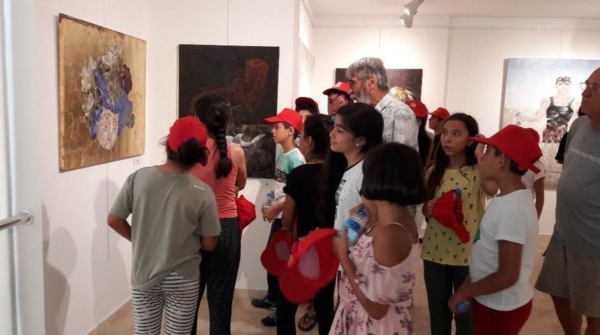 &Ouml;ğrencilerden Sergi Ziyareti