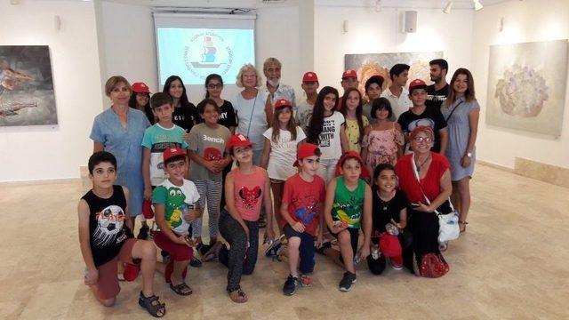 &Ouml;ğrencilerden Sergi Ziyareti 1