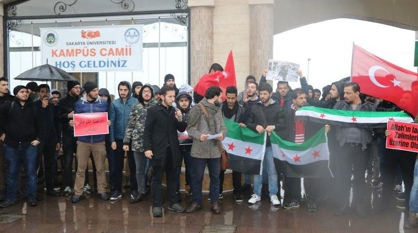 &Uuml;niversite &Ouml;ğrencilerden Doğu Guta&rsquo;daki Katliama Tepki