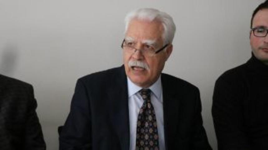 Bilgi Yurdu Gen&ccedil;lik Ve Eğitim Derneği Başkanı Mustafa &Ouml;zt&uuml;rk: