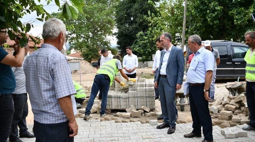 Kırsal Mahalleler Parke Taşıyla Donatılıyor