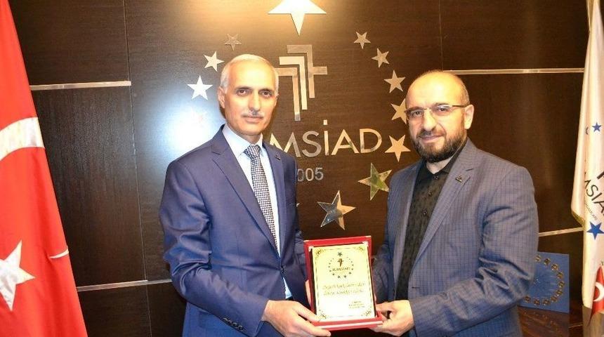 T&uuml;msiad&rsquo;da Bayrak Değişimi