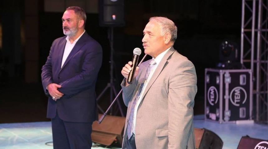 Niğde Belediyesinin 15 Temmuz Programlarına Yoğun İlgi