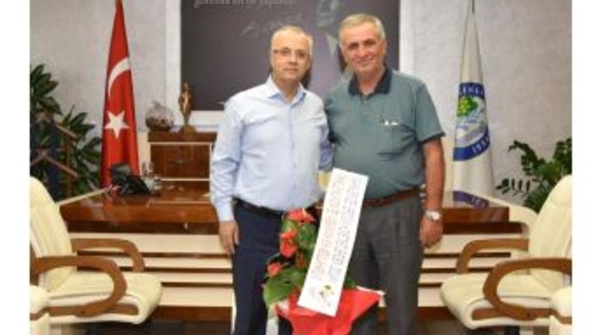 Muhtardan Başkan Kayda&rsquo;ya Hizmet Teşekk&uuml;r&uuml;
