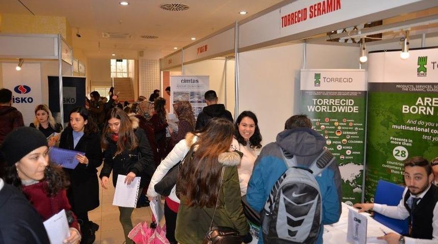 Bursa&rsquo;nın En B&uuml;y&uuml;k &lsquo;&ouml;ğrenci Kariyer Fuarı&rsquo; Başladı