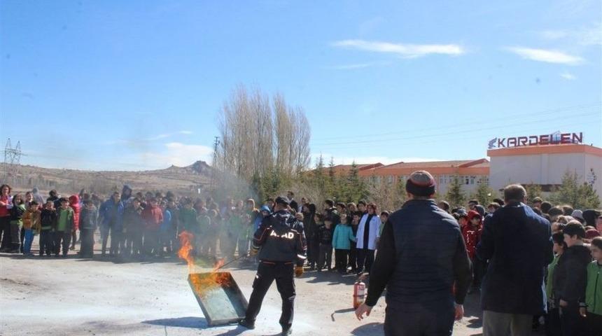 Kardelen Koleji&rsquo;nde Yangın Tatbikatı Yapıldı