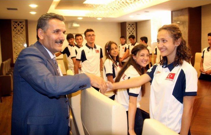 Karadeniz’in İlk Buz Pateni Kampı Samsun’da Yapılıyor G1