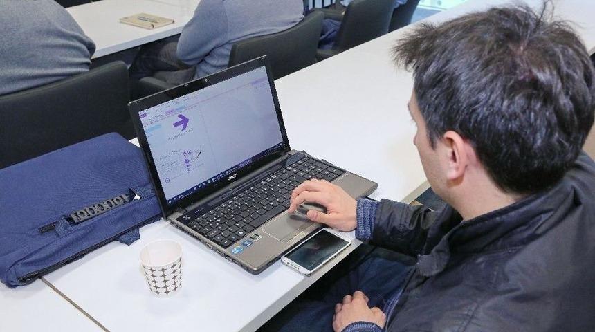 &ldquo;teknoloji Talk Show&rdquo; İle G&uuml;ncel Teknolojiler