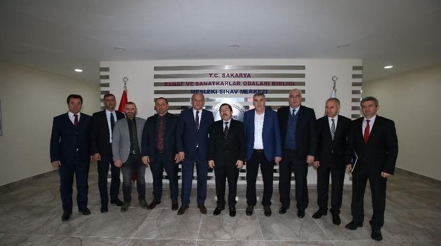 Vali Balkanlıoğlu Ve Başkan Toçoğlu Sesob Eğitim Merkezi’ni İnceledi