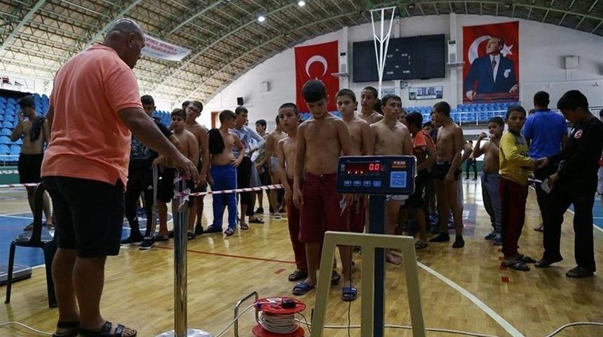 Kırkpınar&rsquo;da Pehlivan Rekoru: 2 Bin 228