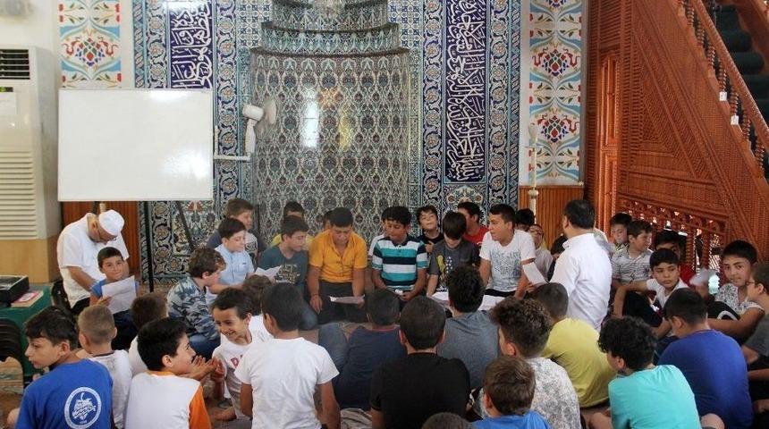 Camide &Ccedil;ocuklara 15 Temmuz Anlatıldı