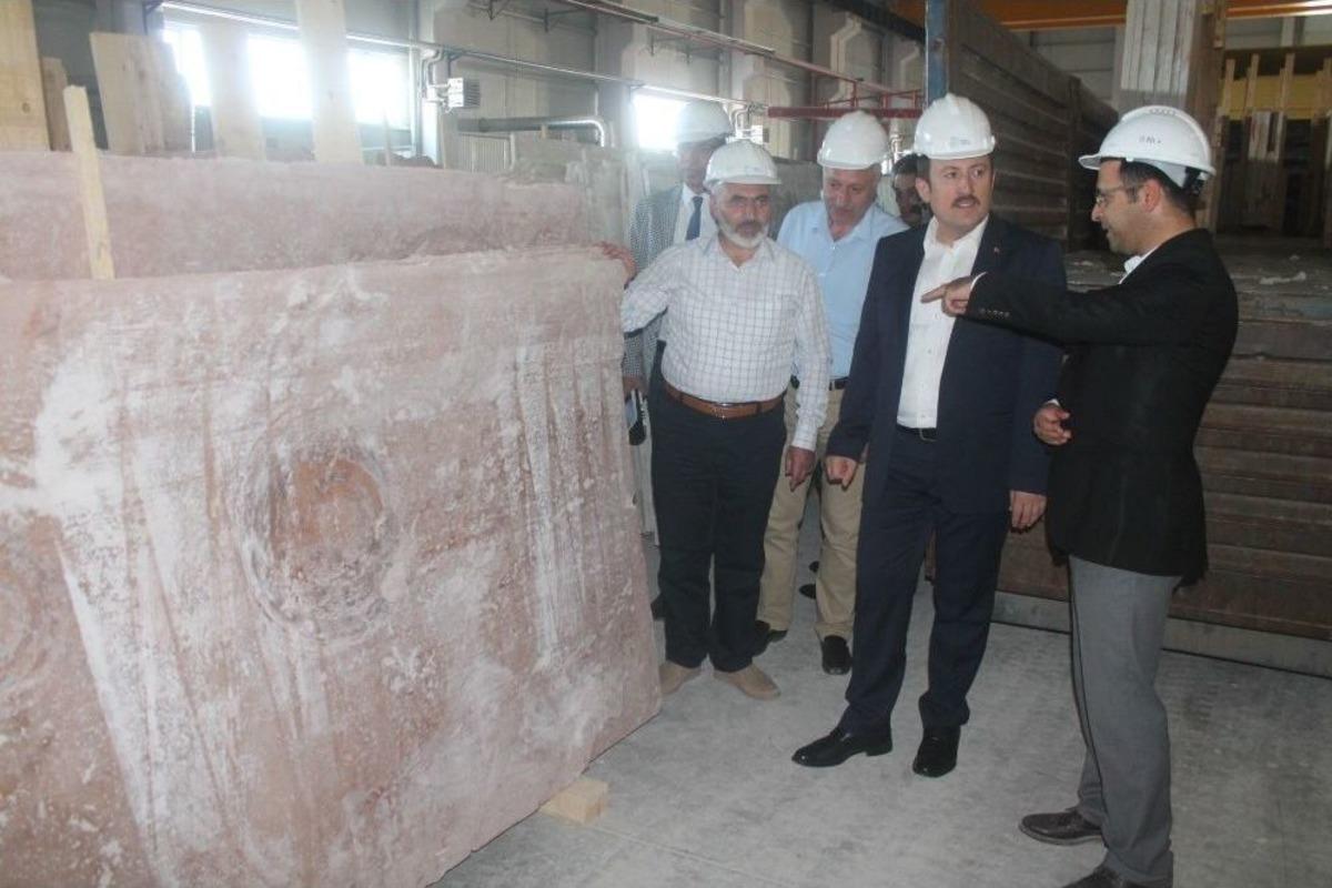 Bayburt&rsquo;tan 11 &Uuml;lkeye Doğaltaş İhracatı