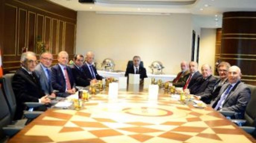 Galatasaray&rsquo;da B&uuml;y&uuml;k Buluşma