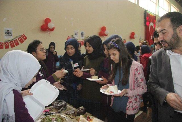 İmam Hatip Lisesinden Mehmetçiğe Destek