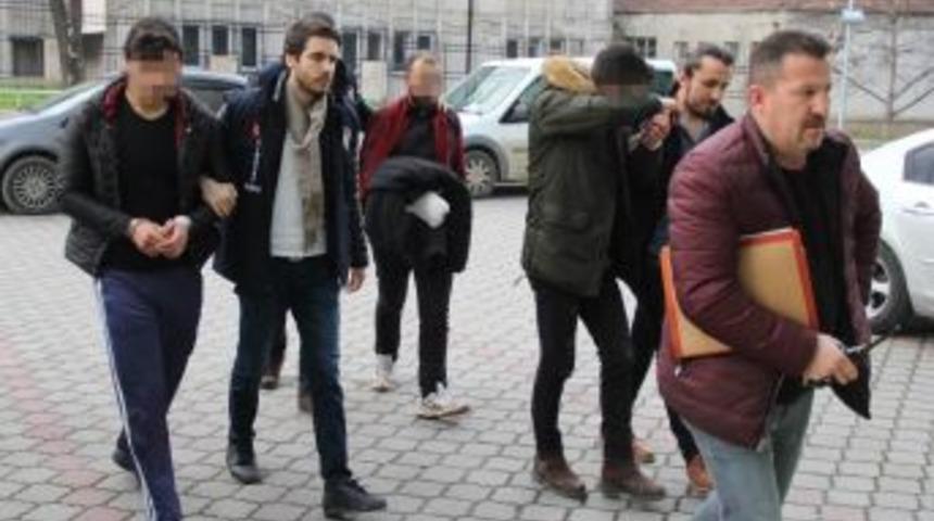 Polise Saldıran 3 Kişi G&ouml;zaltına Alındı