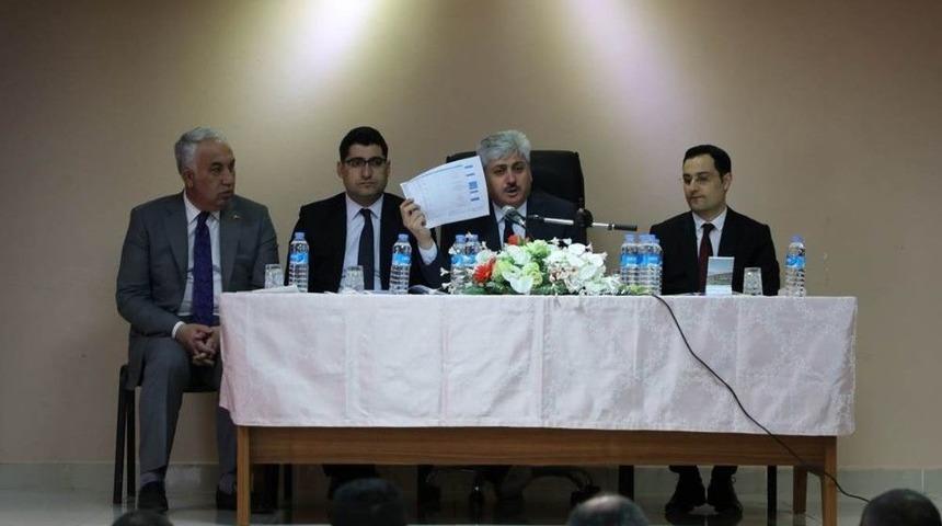 Vali Doğan, Arpa&ccedil;aylı Muhtarlarla Buluştu