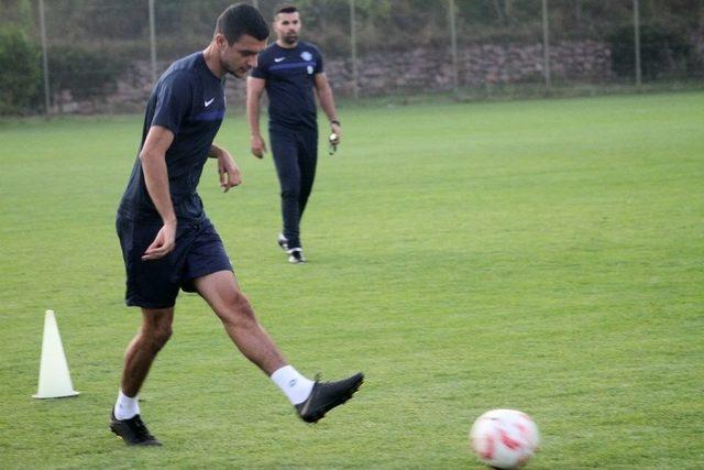 Adana Demirspor’da Yeni Sezonun İlk Antrenmanı