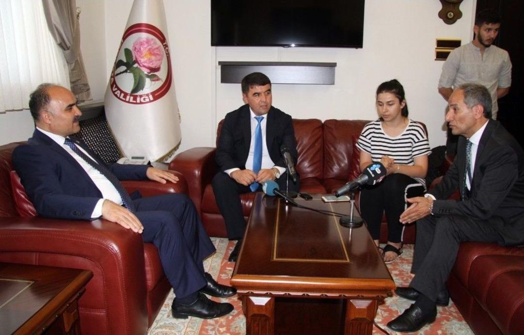 &Ouml;zbekistan&rsquo;ın G&uuml;l Şehri Nemengan&rsquo;dan T&uuml;rkiye&rsquo;nin G&uuml;l Diyarı Isparta&rsquo;ya Ziyaret